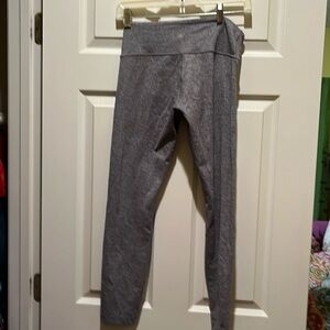 Lululemon Size 6 gray leggings